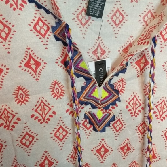 CHELSEA & THEODORE Pom Tassel Sleeveless Plus 3X - Picture 4 of 7